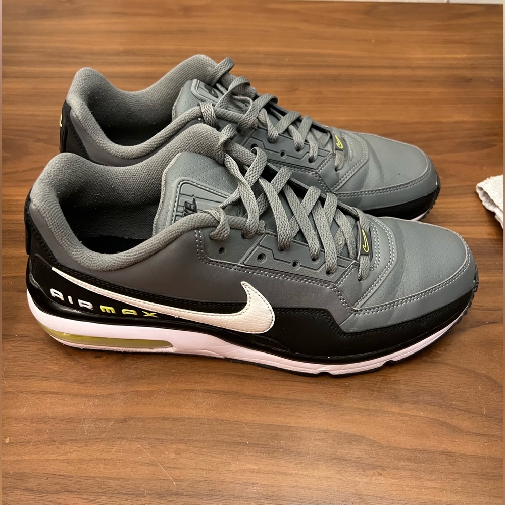Nike Air Max LTD 3  grey and black